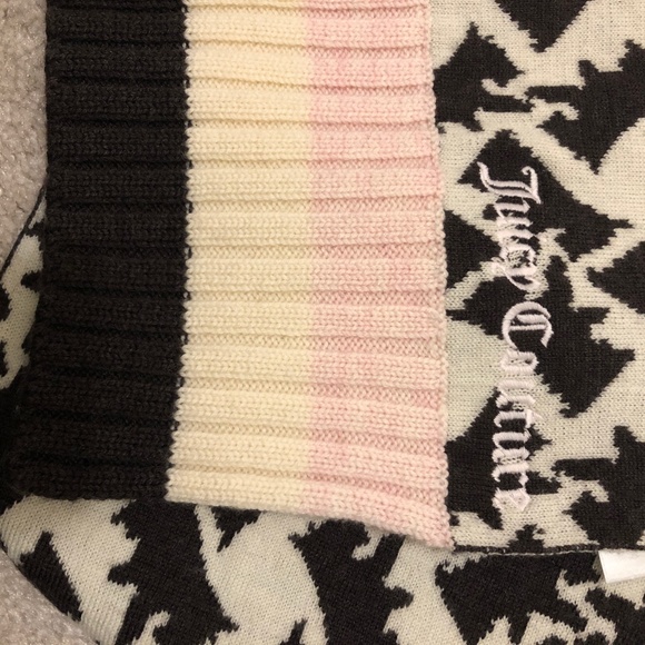Juicy Couture 2 Piece Scarf and Hat Set - Picture 5 of 14